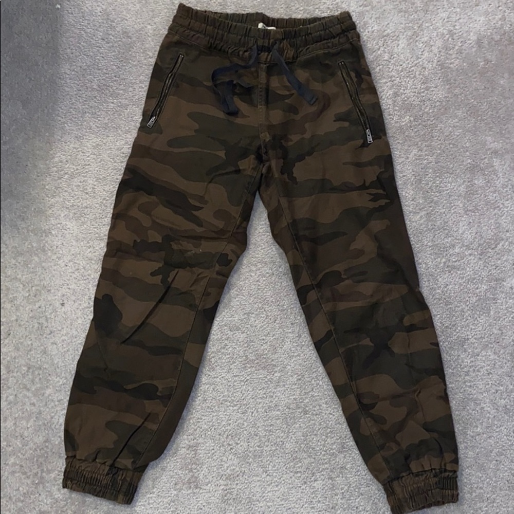 2/$15 TNA Alix camo joggers